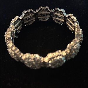 Talbots elastic Elegant Silver Bracelet